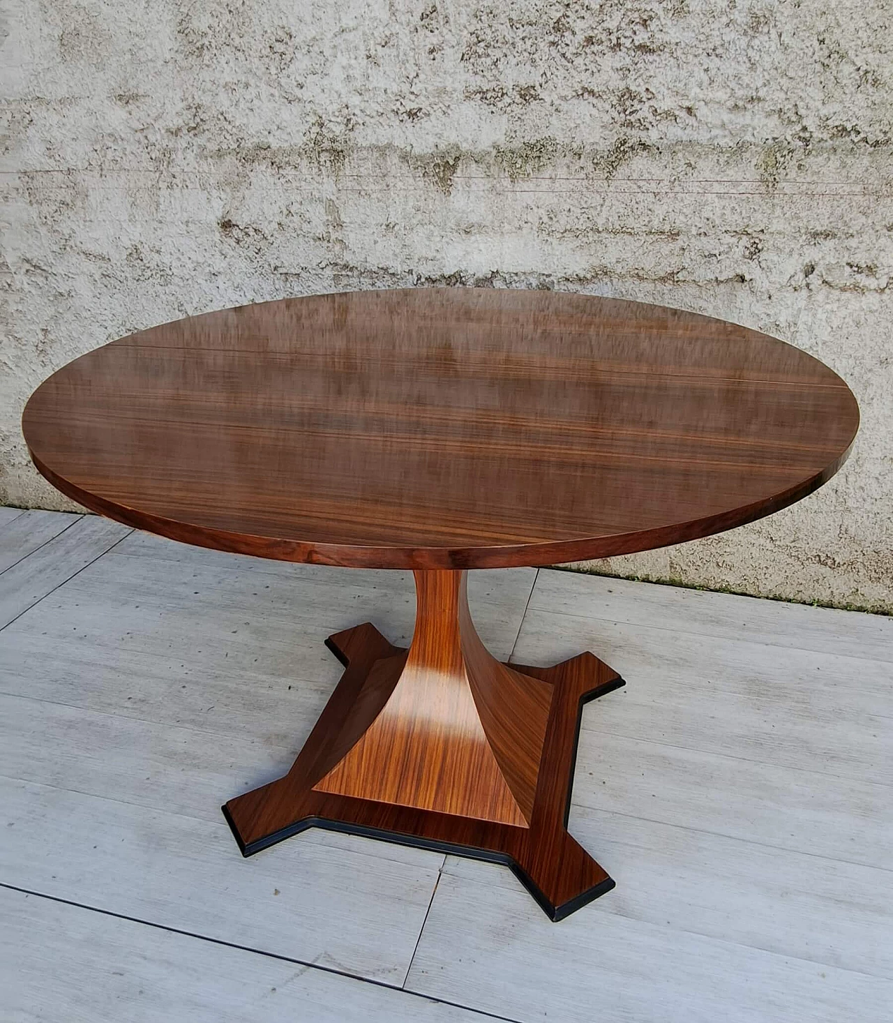 Rosewood extendable table in the style of Carlo De Carli, 1950s 10