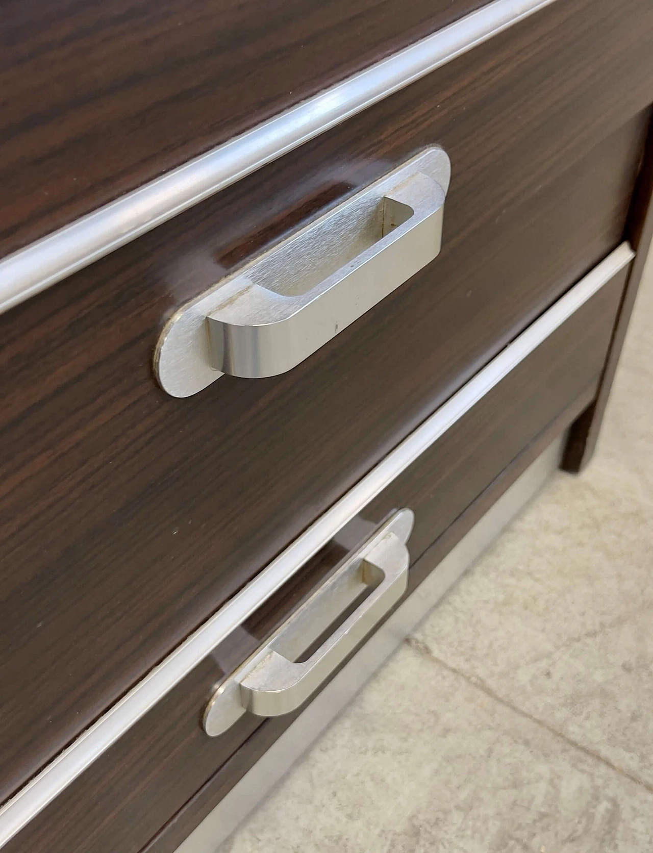 Pair of luminous bedside tables in rosewood and aluminium, 1970s 4