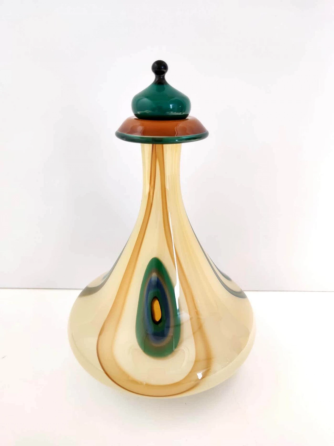 Tri-coloured hand-blown glass decanter, 1970s 2