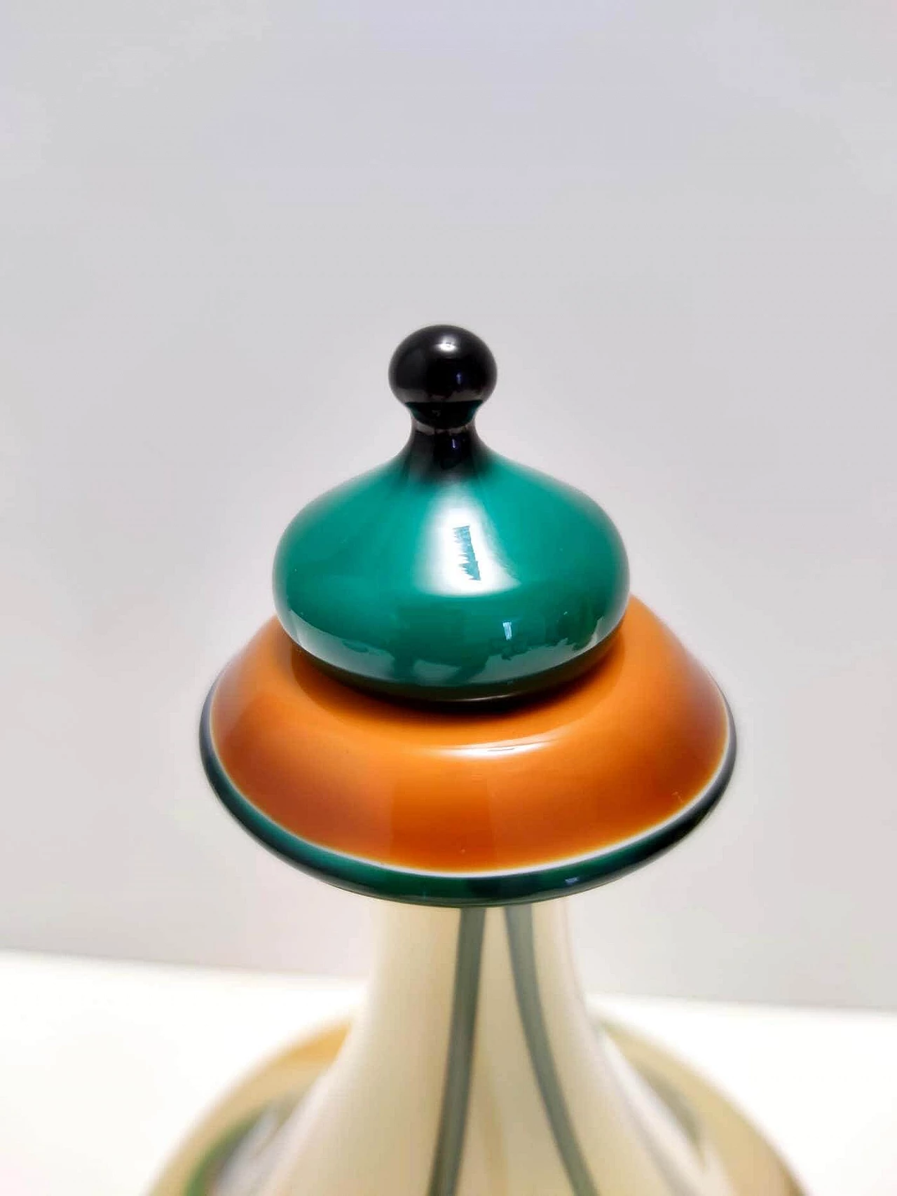 Tri-coloured hand-blown glass decanter, 1970s 8