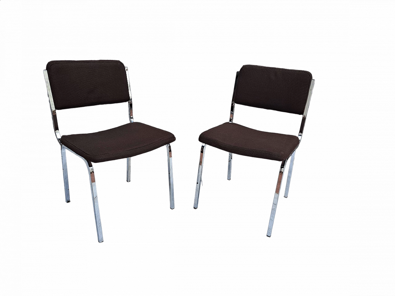 Coppia di sedie imbottite con struttura in metallo cromato, anni '90 4