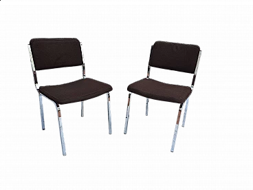 Coppia di sedie imbottite con struttura in metallo cromato, anni '90