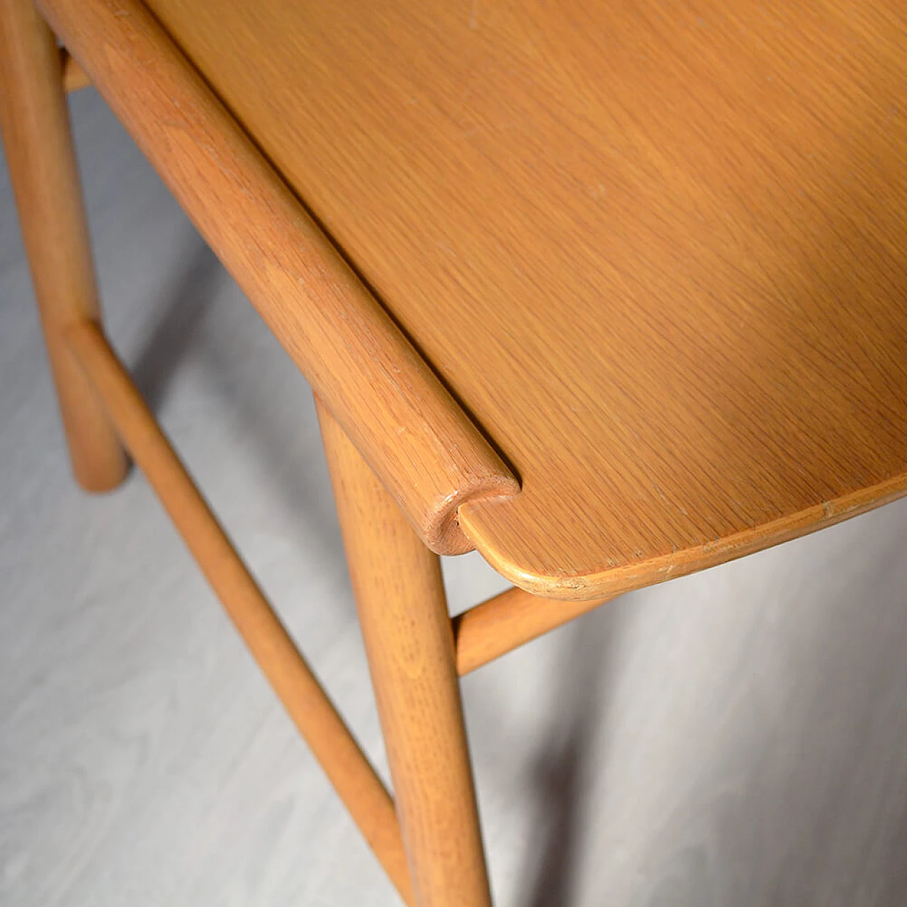 4 Chairs in oak and bent plywood 7