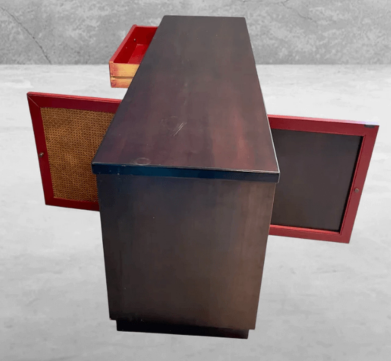 Credenza in palissandro, laccatura rossa e paglia di Vienna, anni '70 5