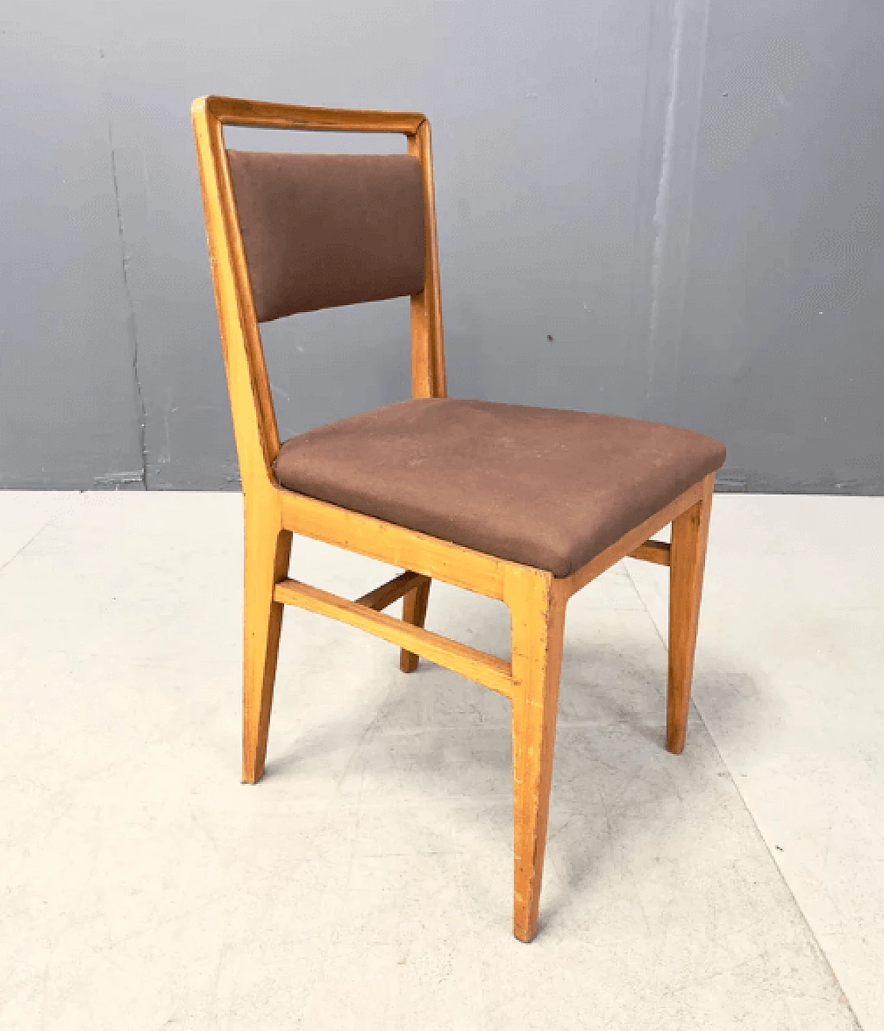 3 Chairs in wood and fabric attributed to Gio Ponti, 1960s 3