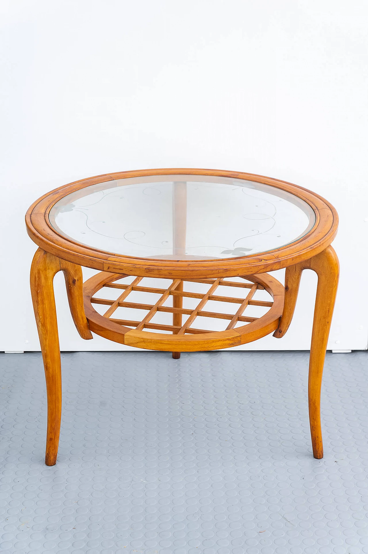 Tavolino rotondo in faggio e vetro nello stile di Gio Ponti, anni '50 1
