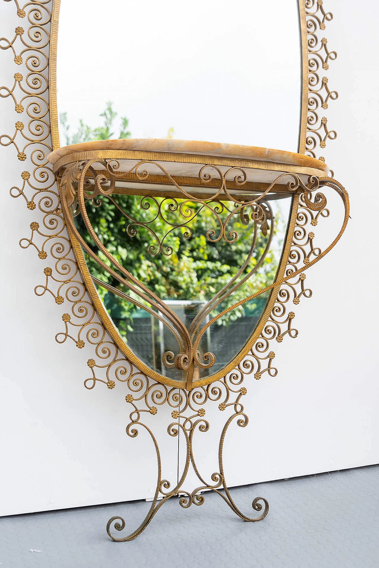 Specchio con consolle in ferro battuto dorato di Pier Luigi Colli, anni '50 1