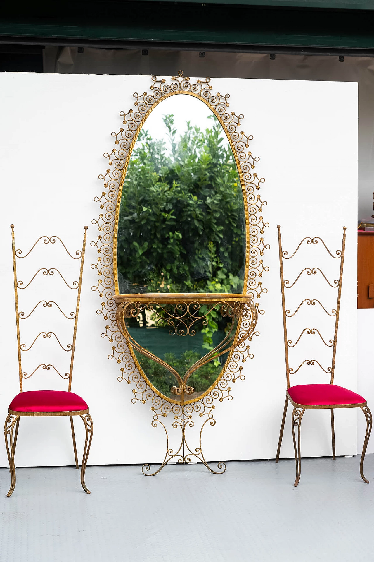 Specchio con consolle in ferro battuto dorato di Pier Luigi Colli, anni '50 9