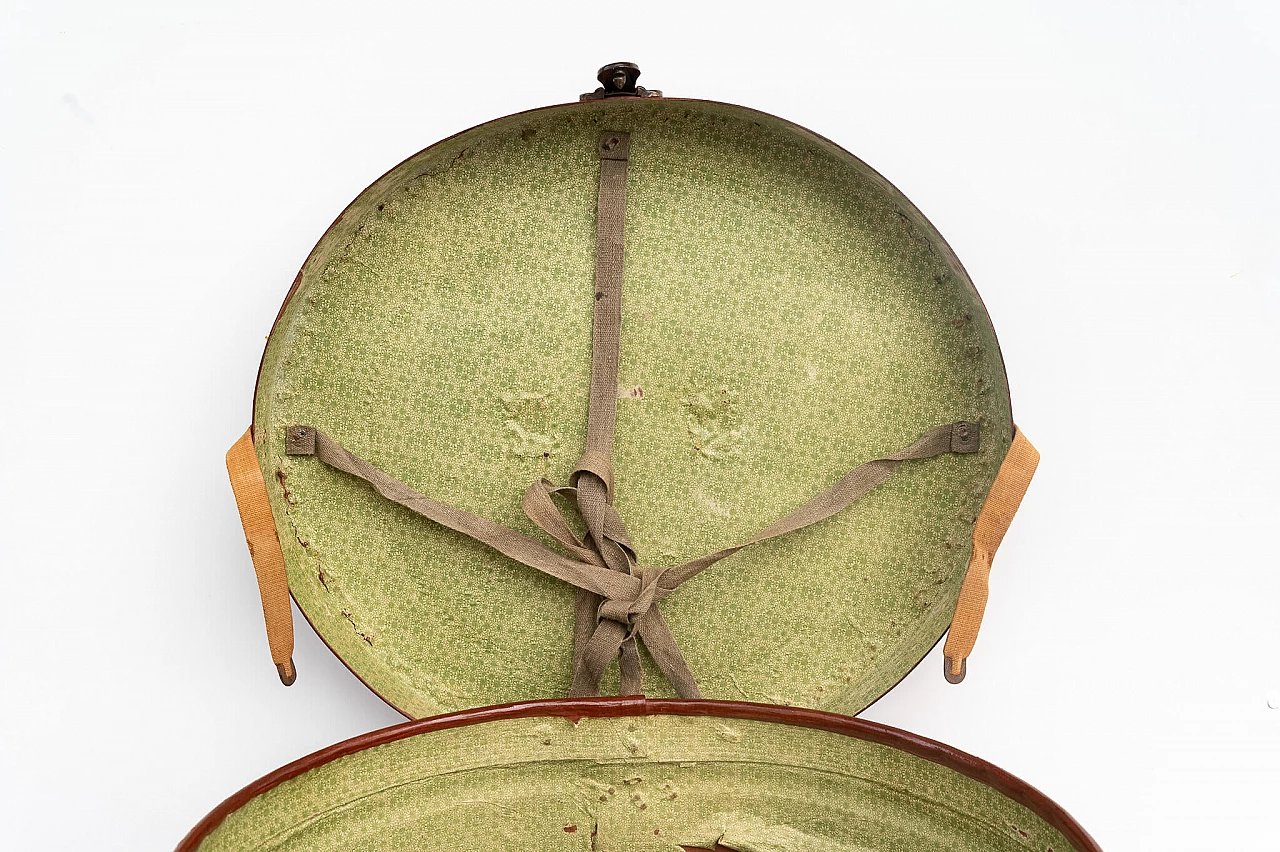 Pressed cardboard hat box, 1930s 2