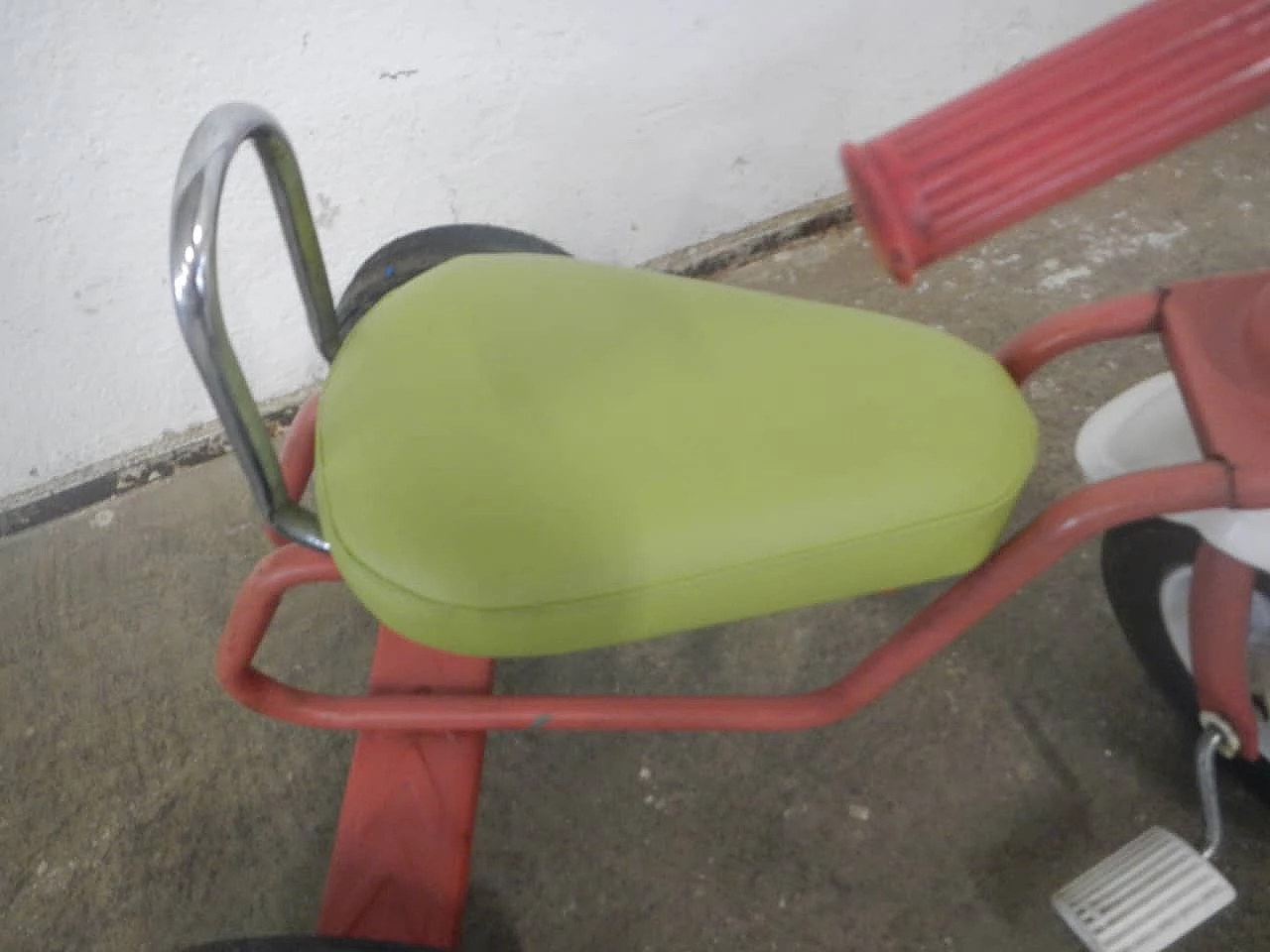 Colored plastic and metal Rolly Toys tricycle, 1970s 7