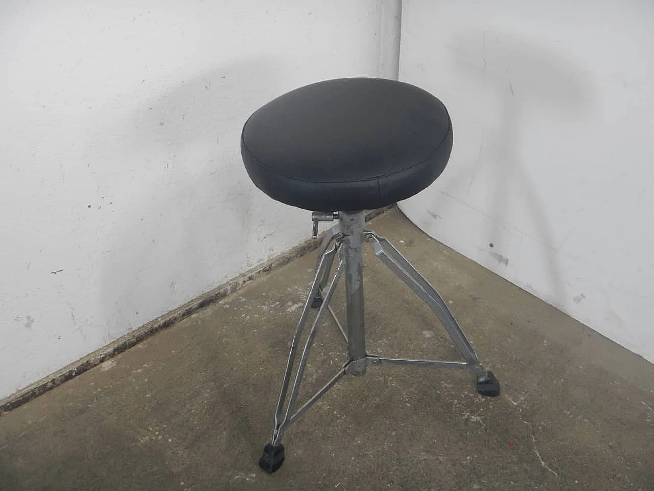 Metal and leatherette folding drum stool, 1980s 1