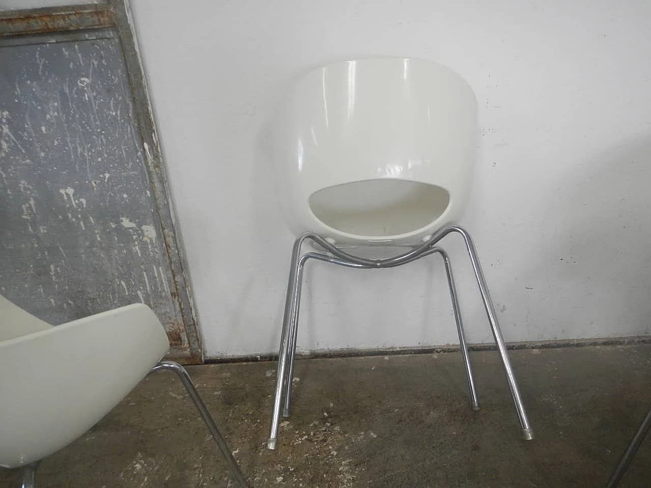 4 Orbit Large chairs in plastic and metal by Sintesi, 1960s 6