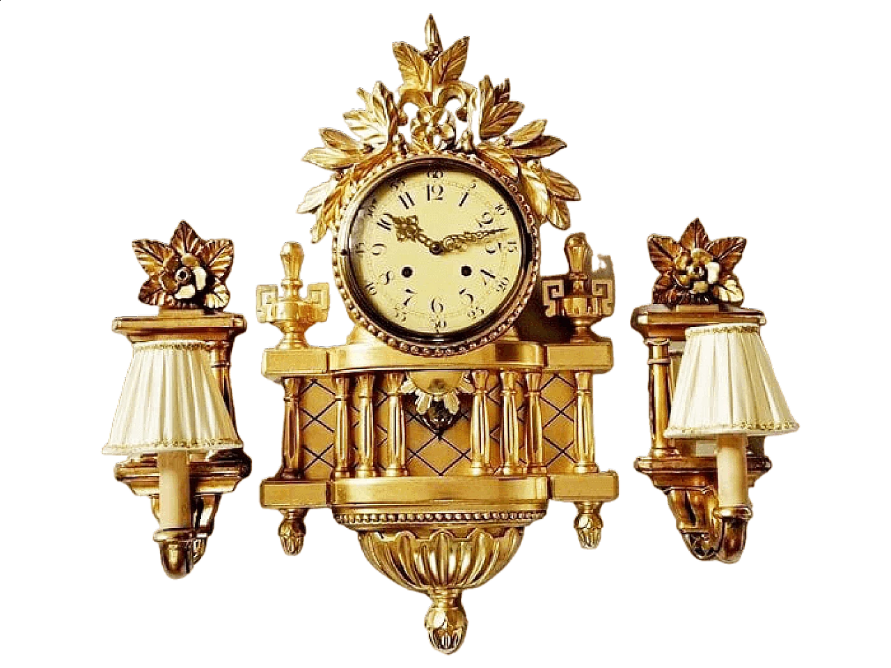 Scandinavian gilded wood wall clock and pair of wall lights 38