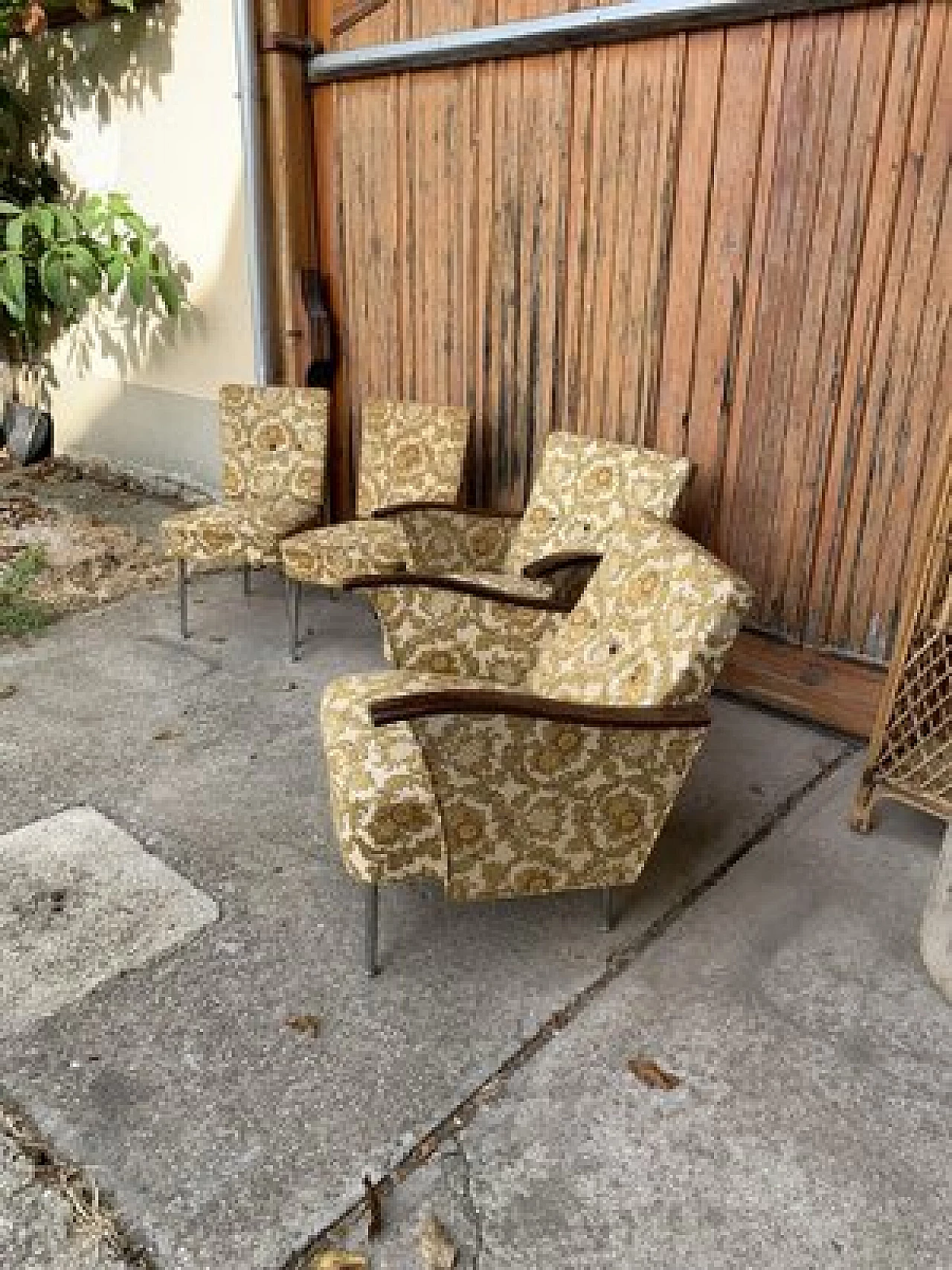 4 Bauhaus-style armchairs in steel and wood, 1940s 3
