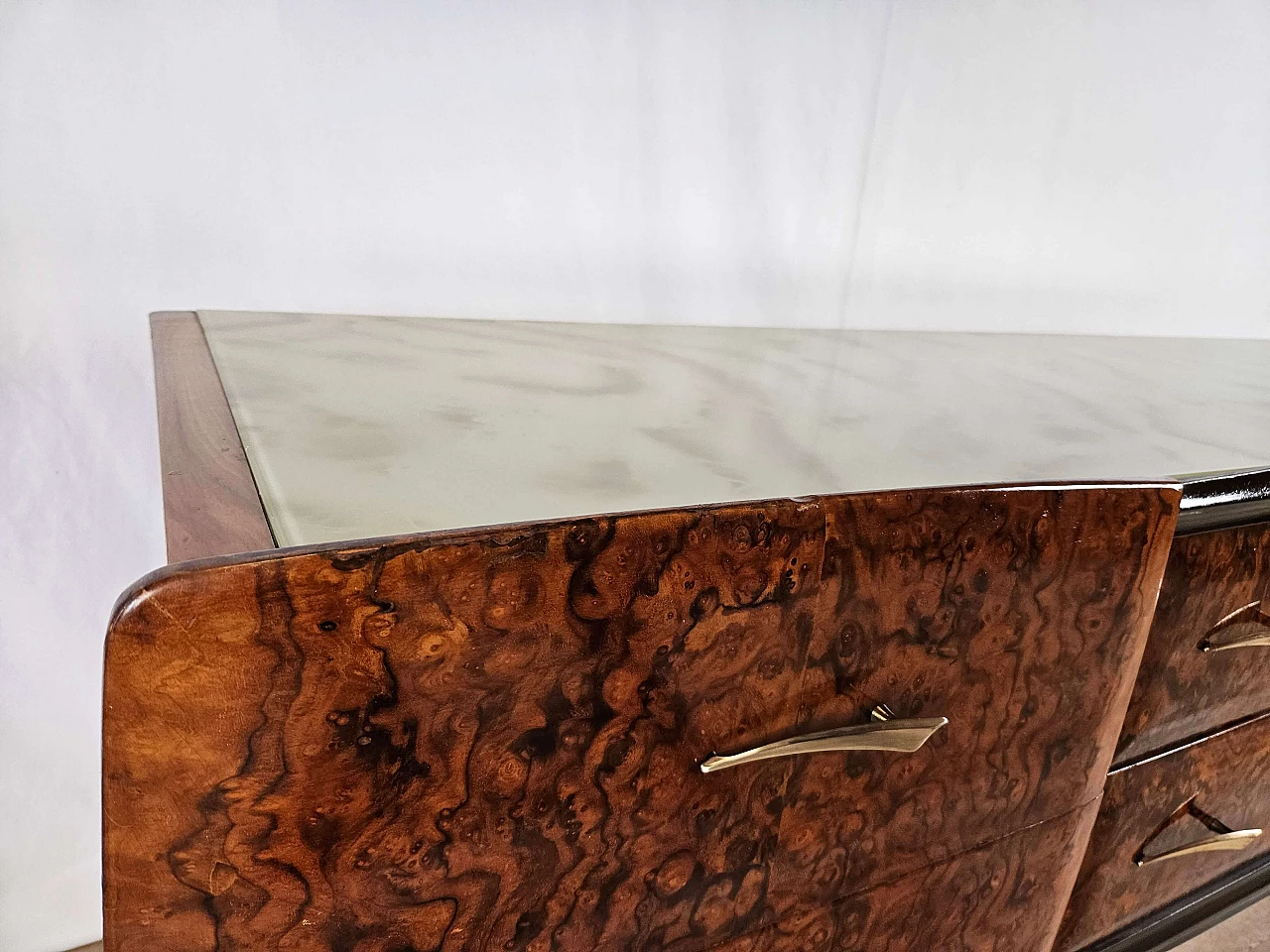 Mahogany-root chest of drawers with glass top, 1950s 7