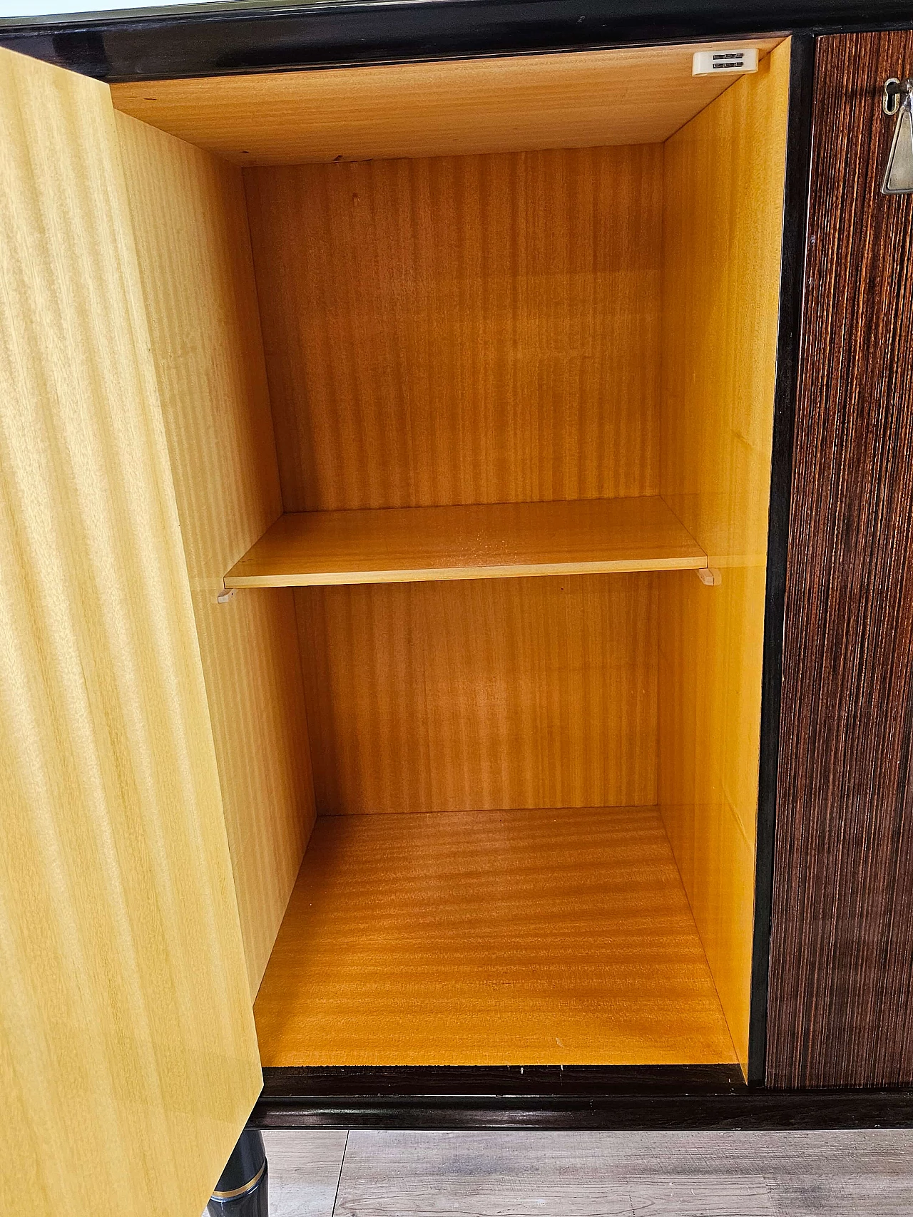Wood backlit glass cabinet with glass top, 1960s 18