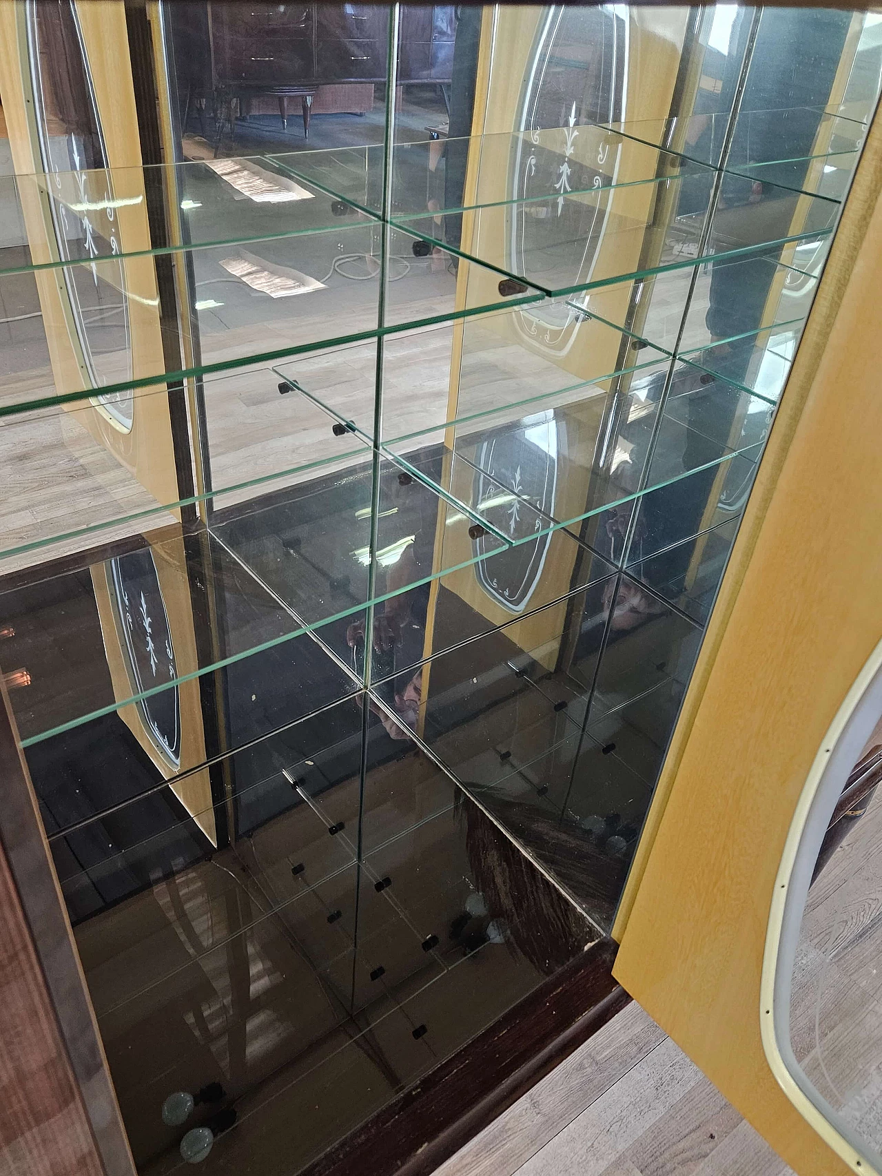 Wood backlit glass cabinet with glass top, 1960s 31