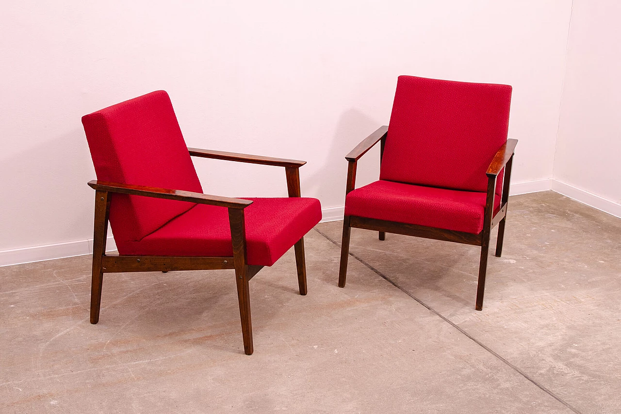 Pair of armchairs by Jaroslav Šmídek for TON, 1970s 3
