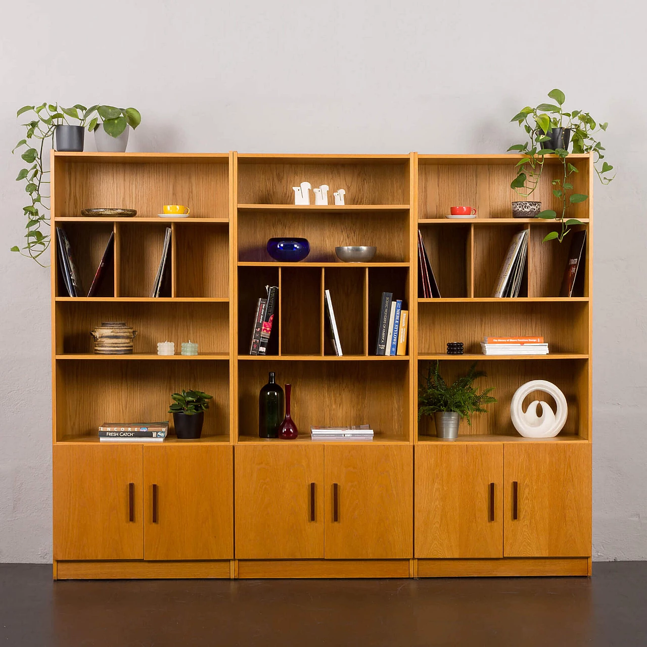 3-module oak bookcase with vinyl record shelves by Ib Kofod Larsen for Faarup, 1980s 1