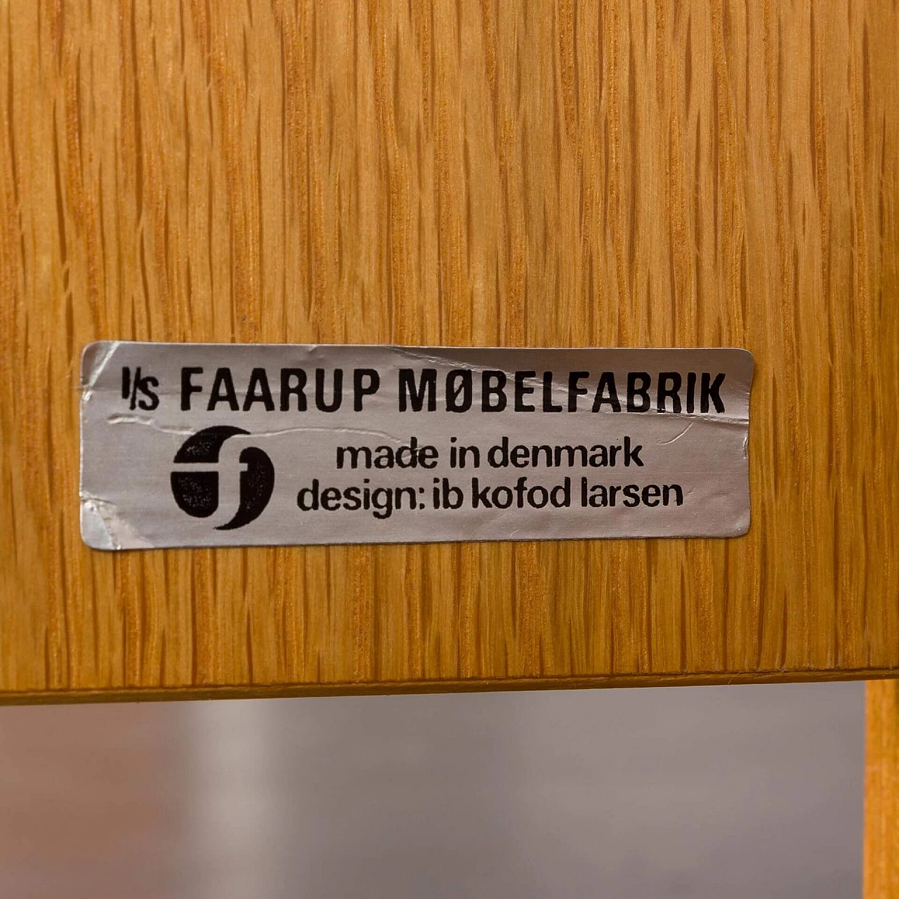 3-module oak bookcase with vinyl record shelves by Ib Kofod Larsen for Faarup, 1980s 8