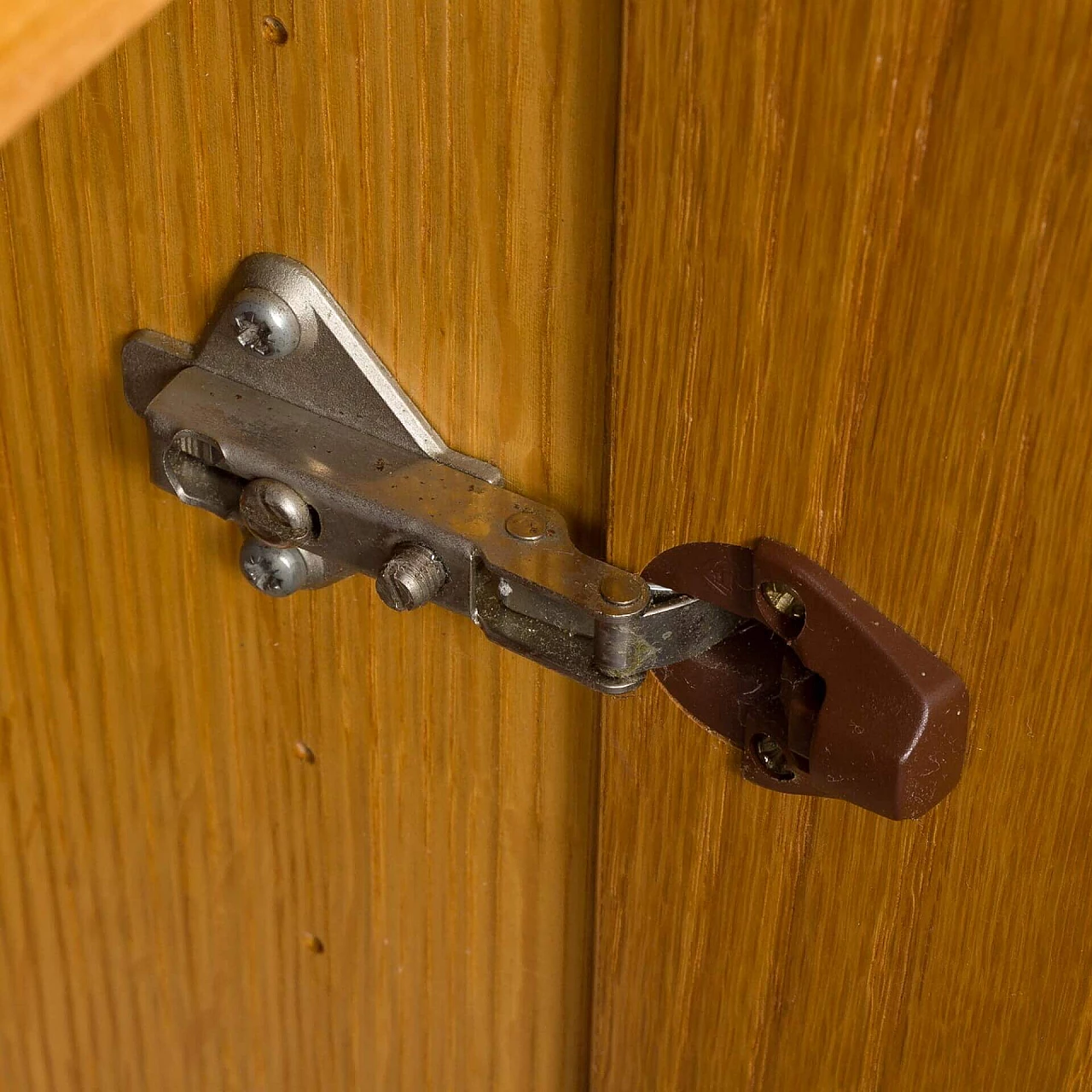 3-module oak bookcase with vinyl record shelves by Ib Kofod Larsen for Faarup, 1980s 9