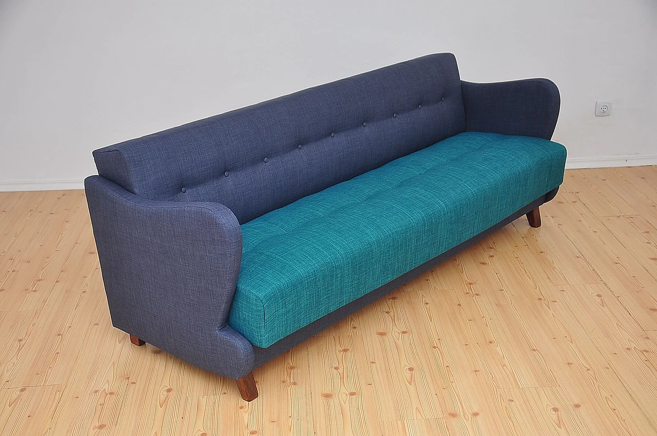 Sofa bed with beechwood legs, 1960s 3