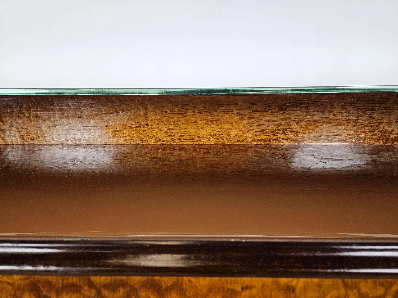 Thuja-root chest of drawers with glass top and shelf, 1960s 14