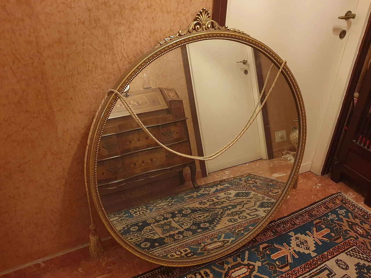 Round mirror in gilded wood, 1960s 2