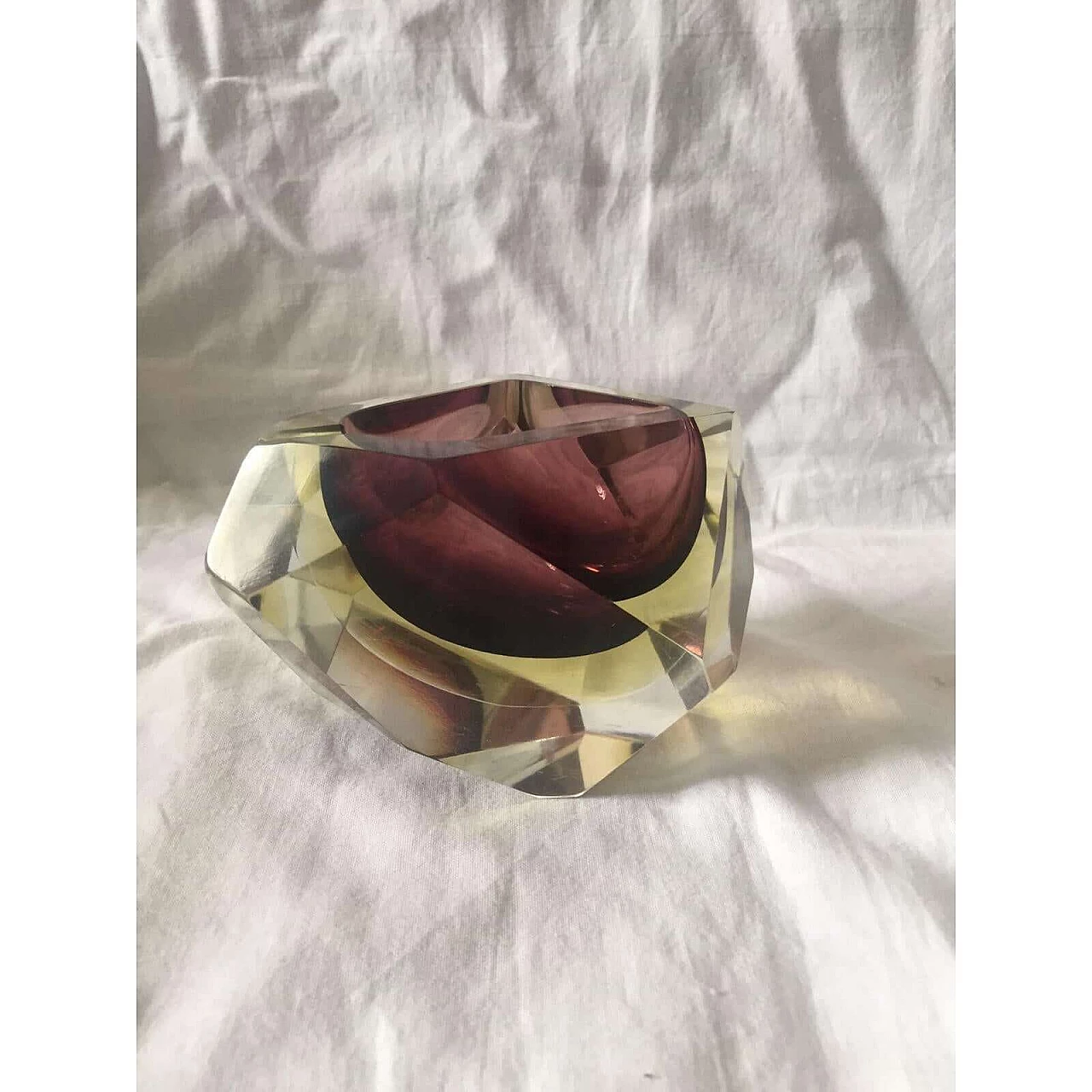 Seguso-style facetted submerged Murano glass ashtray, 1970s 4