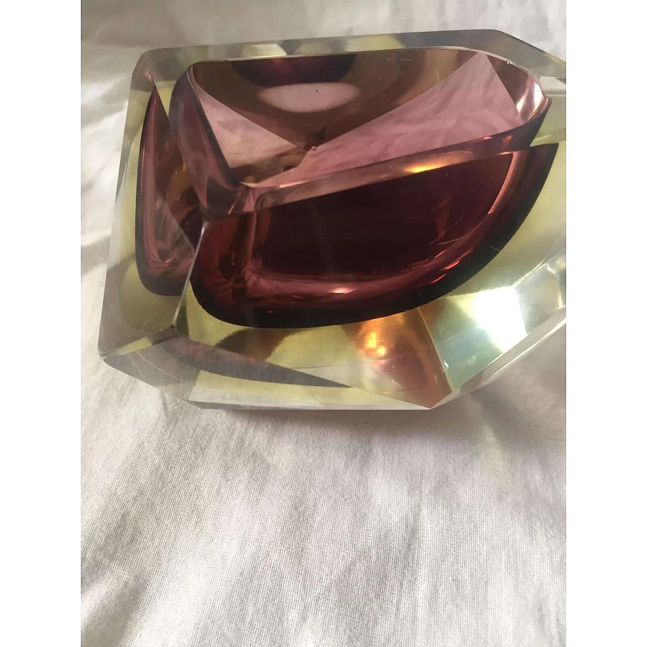 Seguso-style facetted submerged Murano glass ashtray, 1970s 9