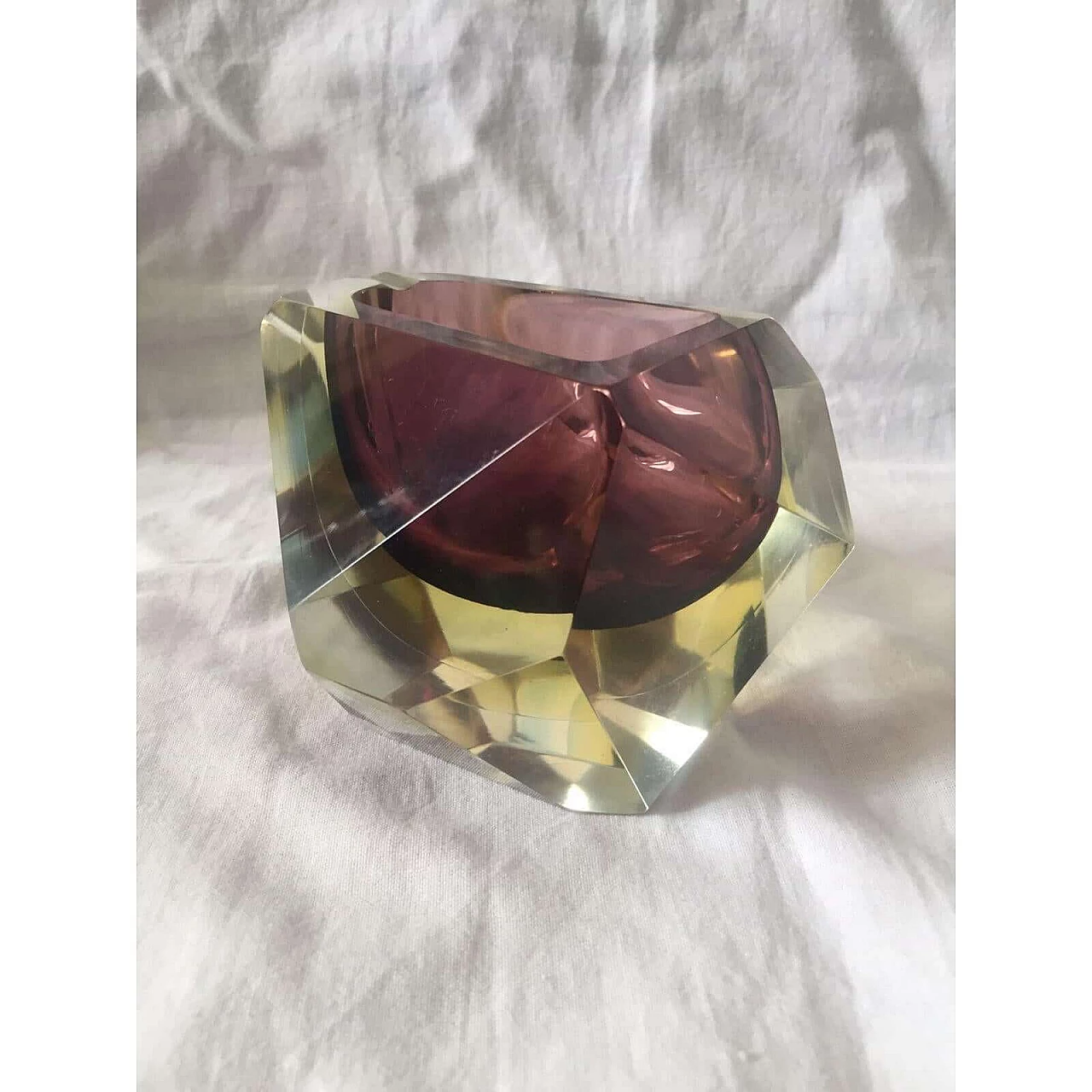 Seguso-style facetted submerged Murano glass ashtray, 1970s 12