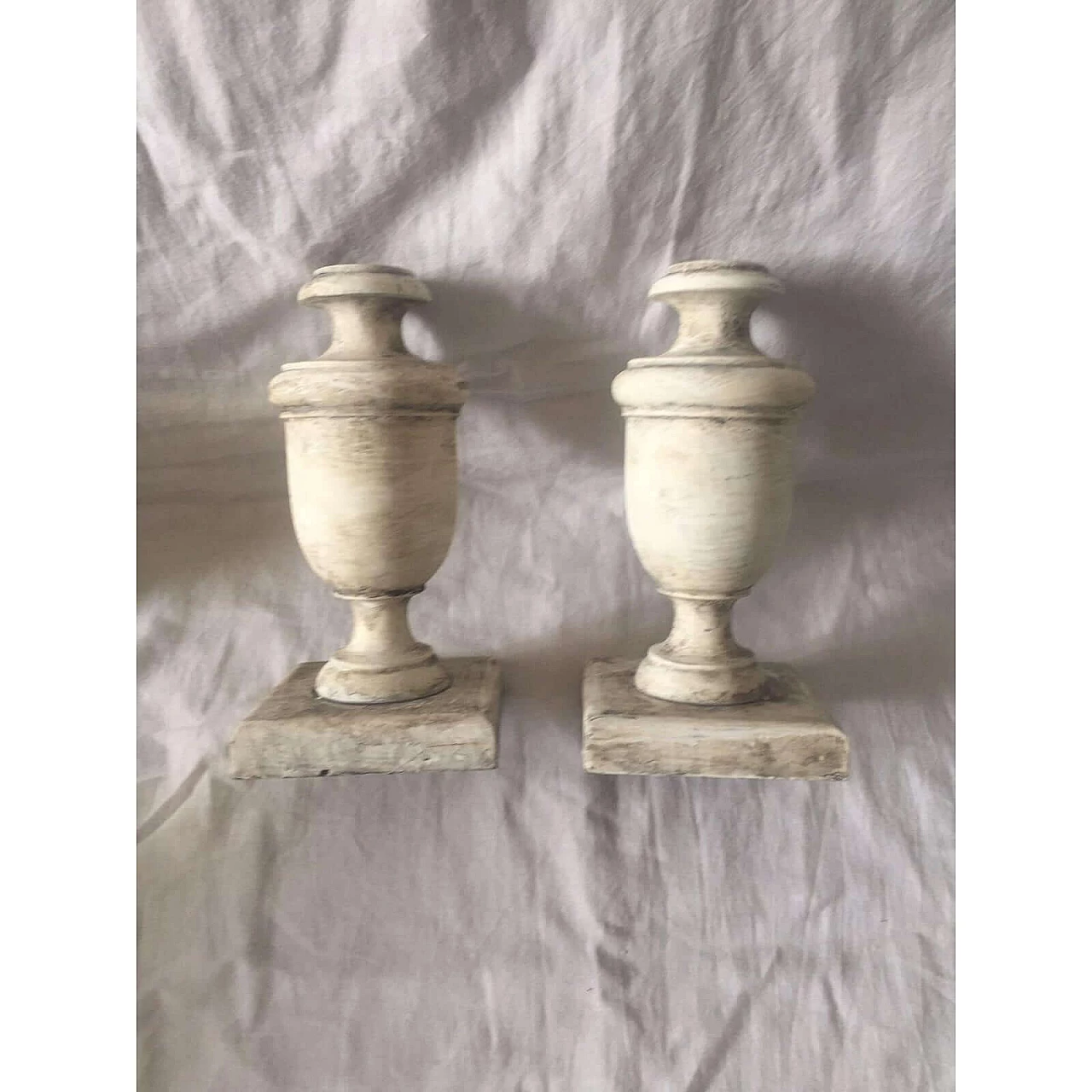 Pair of hand-carved wooden and white lacquered bases, 1940s 6