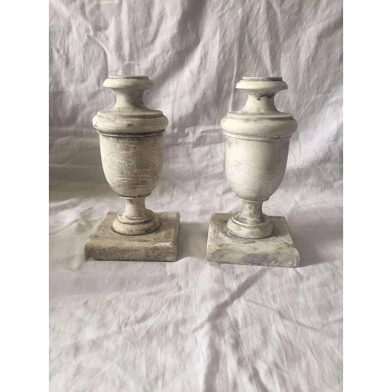 Pair of hand-carved wooden and white lacquered bases, 1940s 8