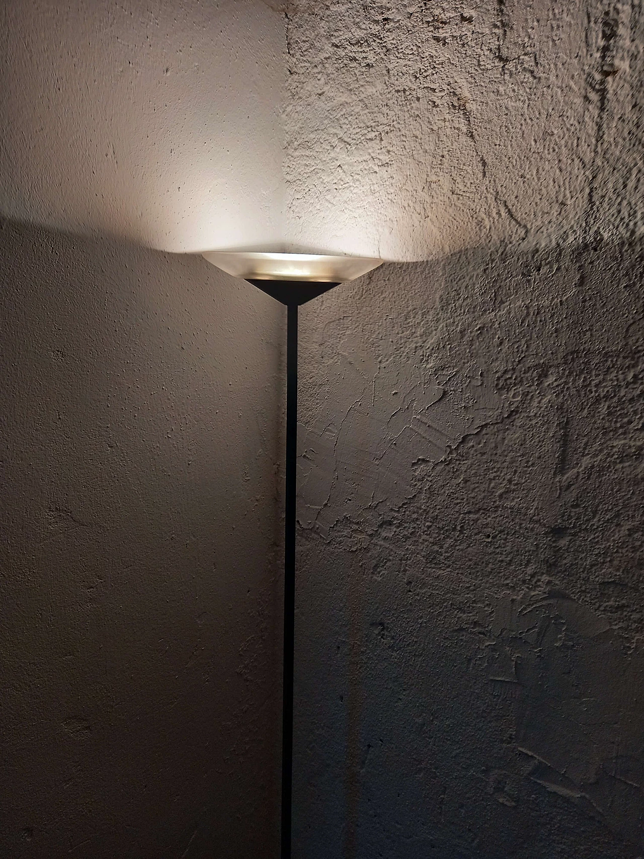 Io floor lamp by Studio International for Ladue, 1980s 3