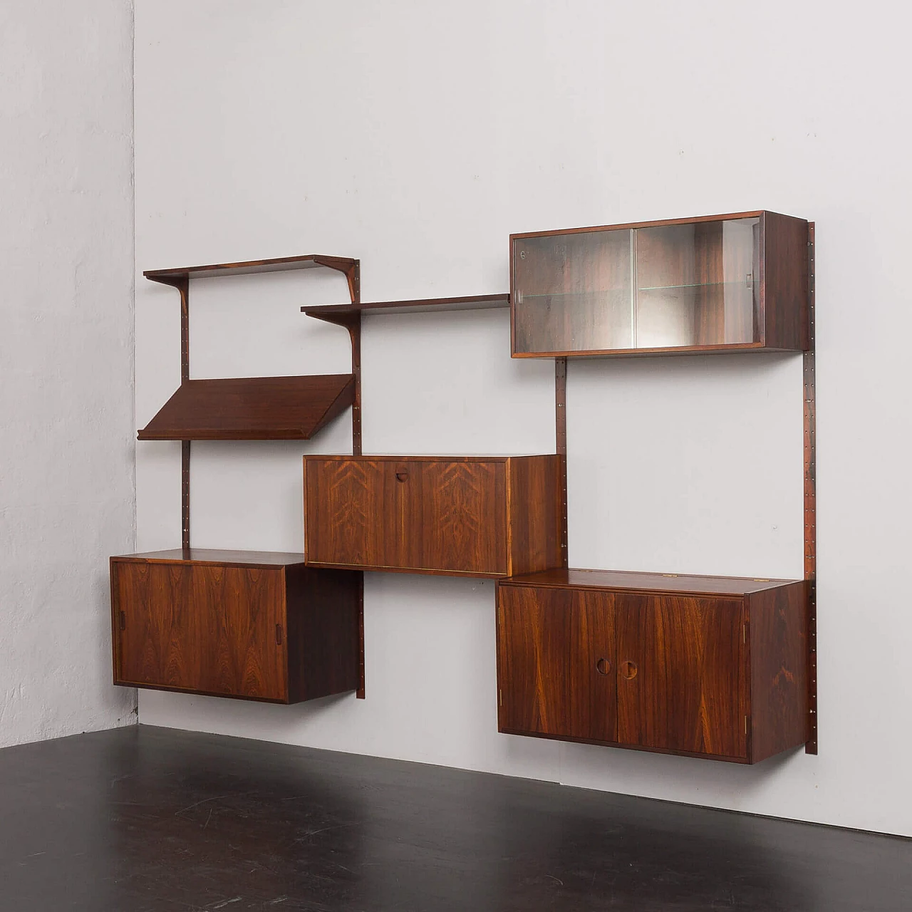 Three-bay rosewood bookcase by Hansen & Guldborg, 1960s 3
