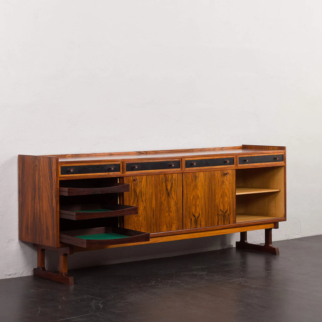 Danish rosewood sideboard with black leather details, 1960s 5