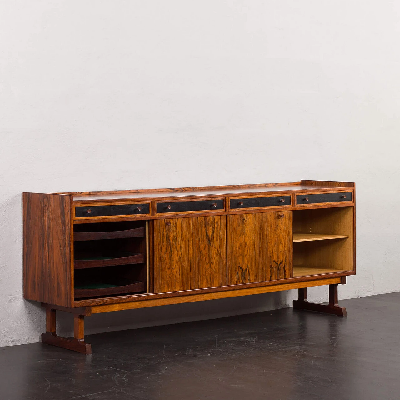 Danish rosewood sideboard with black leather details, 1960s 6