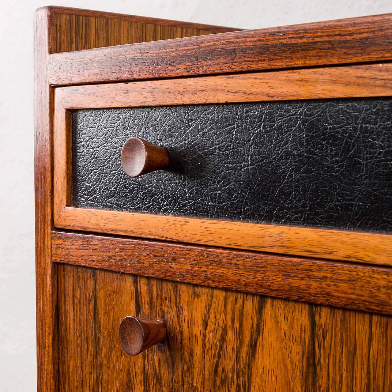 Danish rosewood sideboard with black leather details, 1960s 20