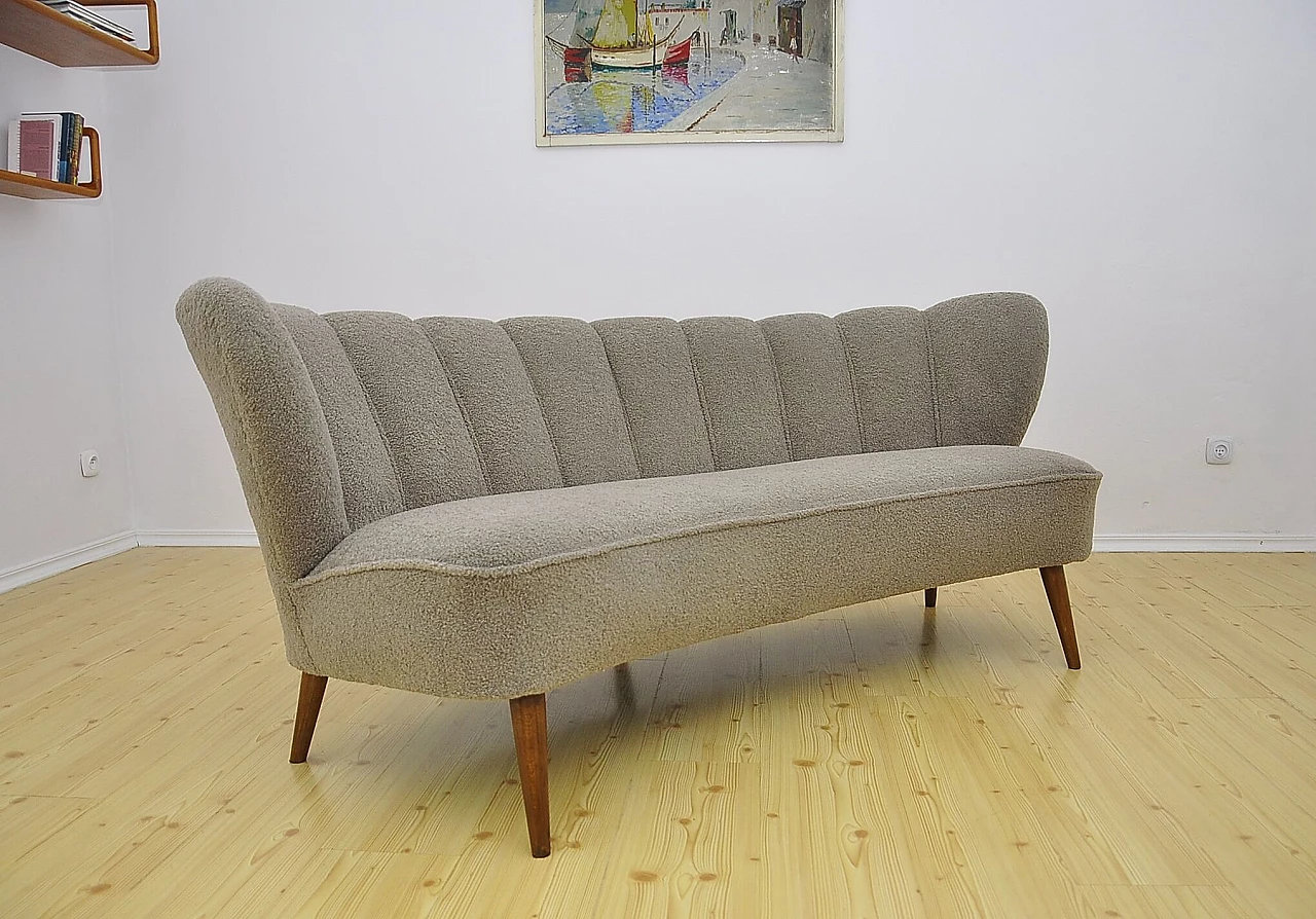 Semi-circular cocktail sofa with beech legs, 1960s 1