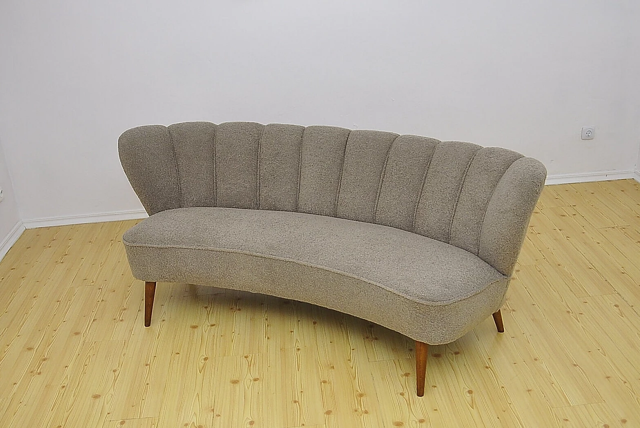 Semi-circular cocktail sofa with beech legs, 1960s 3