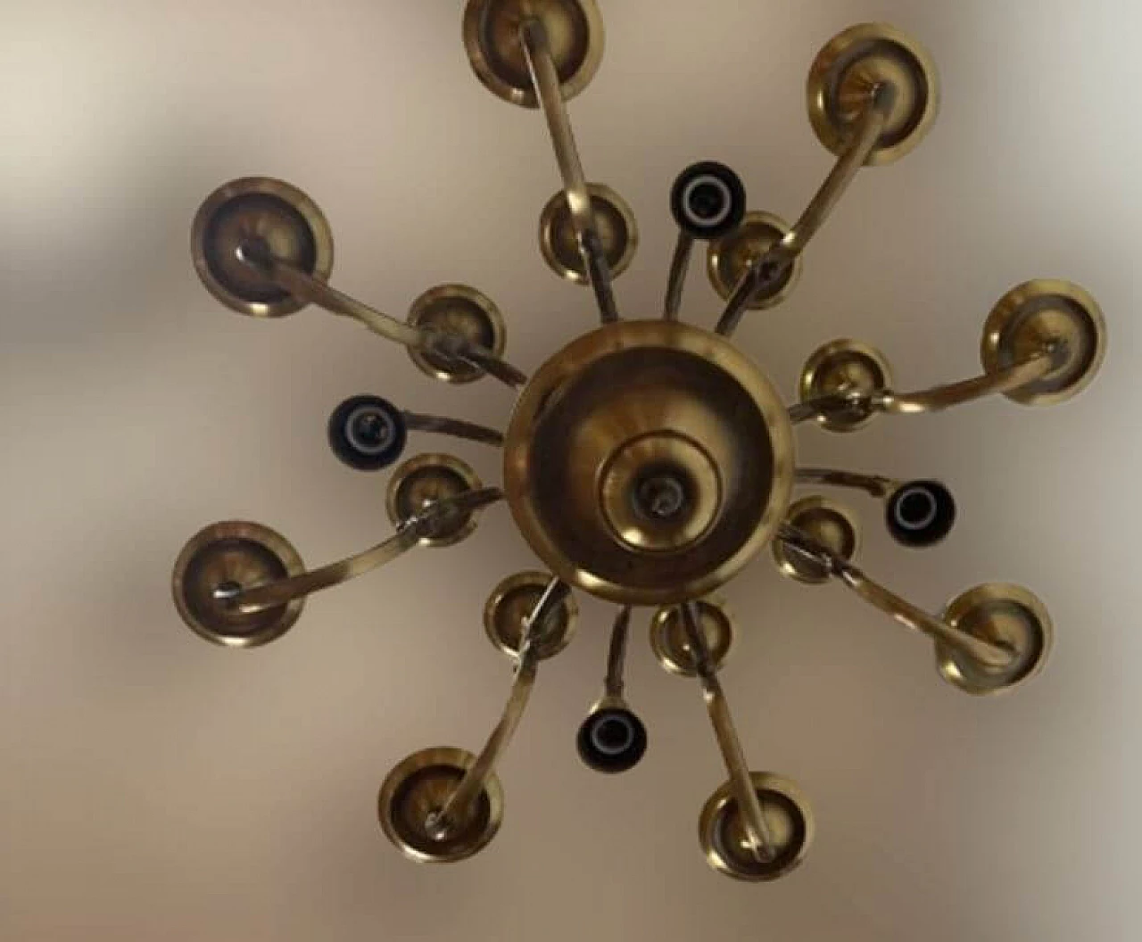 Lampadario a venti luci in ottone e bronzo, anni '50 3