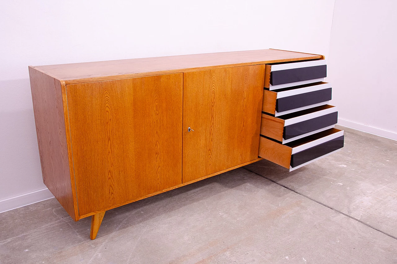 U-460 beech and plywood sideboard by Jiří Jiroutek for Interiér Praha, 1960s 11