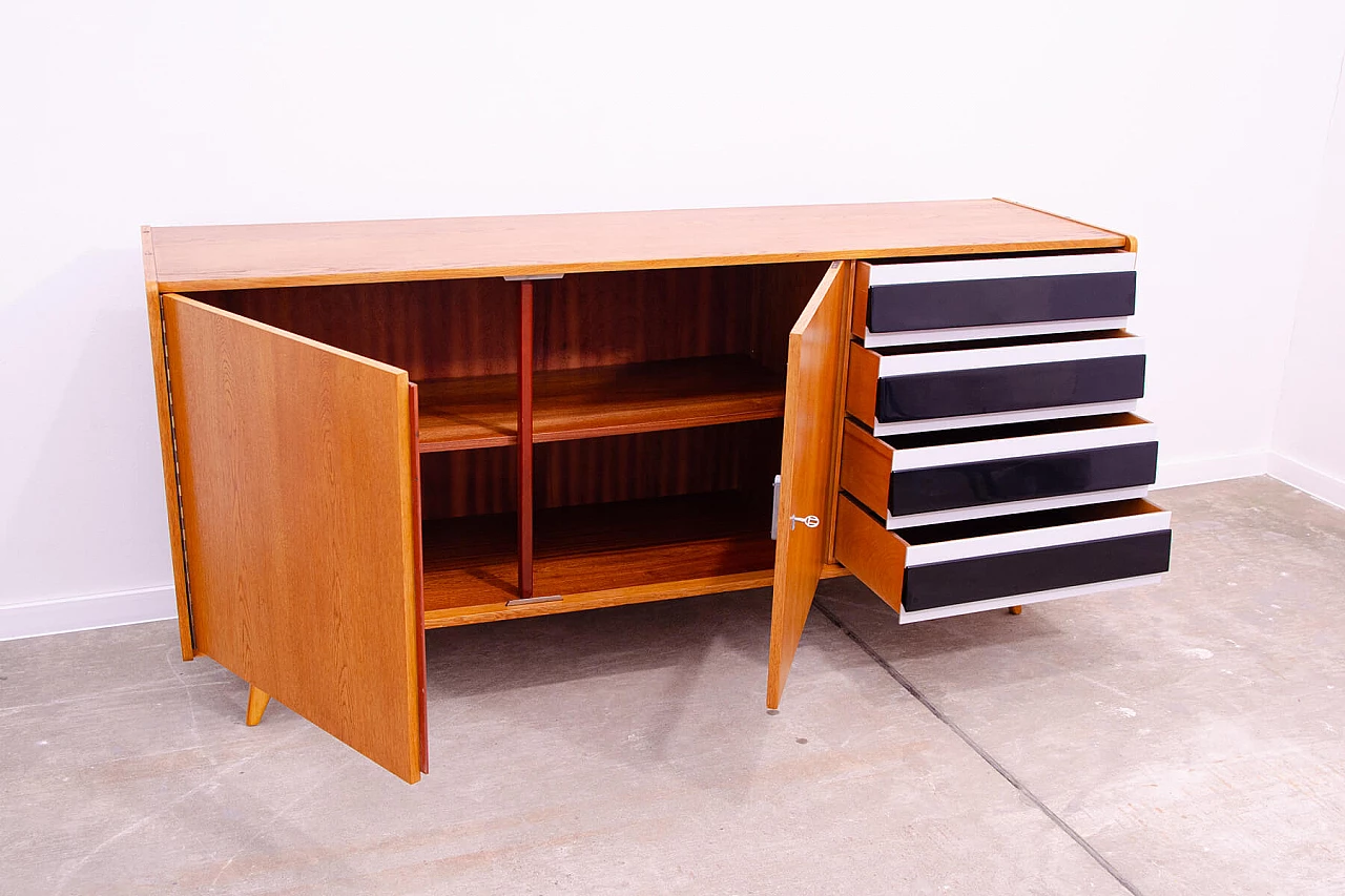 U-460 beech and plywood sideboard by Jiří Jiroutek for Interiér Praha, 1960s 12