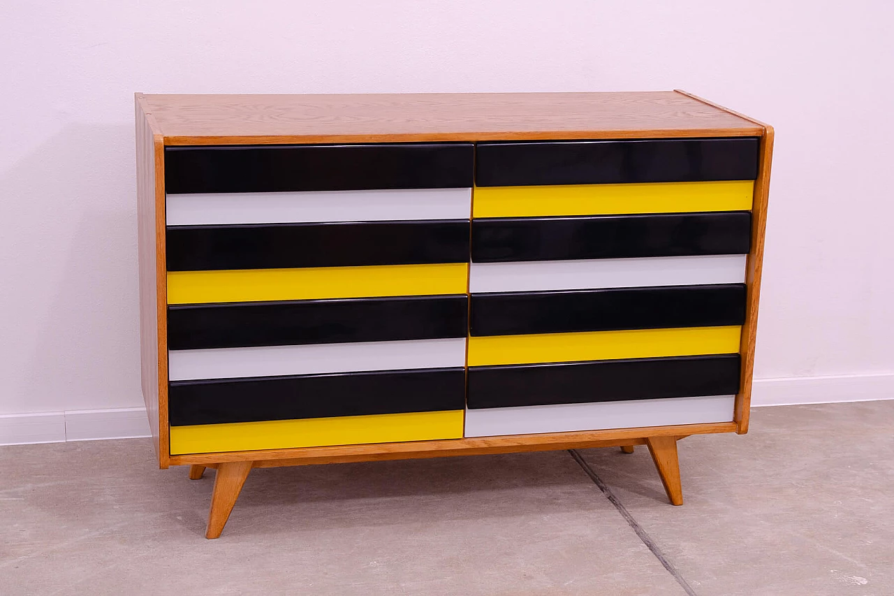 U-458 beech and plywood chest of drawers by Jiri Jiroutek for Interier Praha, 1960s 5