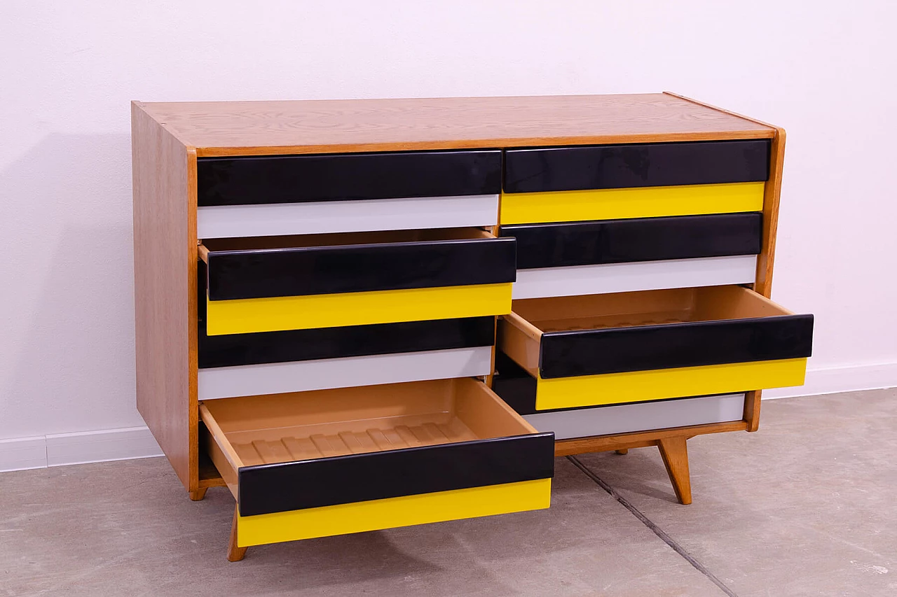 U-458 beech and plywood chest of drawers by Jiri Jiroutek for Interier Praha, 1960s 6