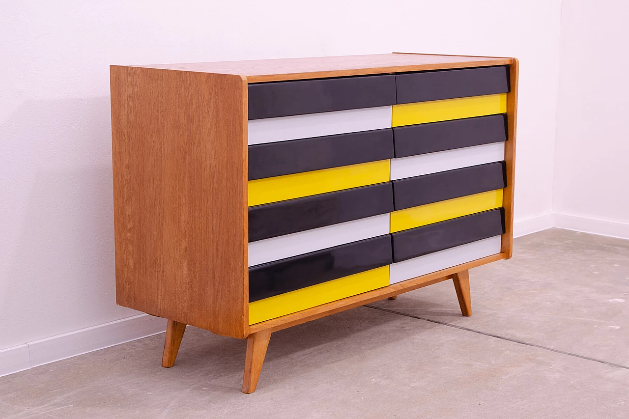 U-458 beech and plywood chest of drawers by Jiri Jiroutek for Interier Praha, 1960s 7