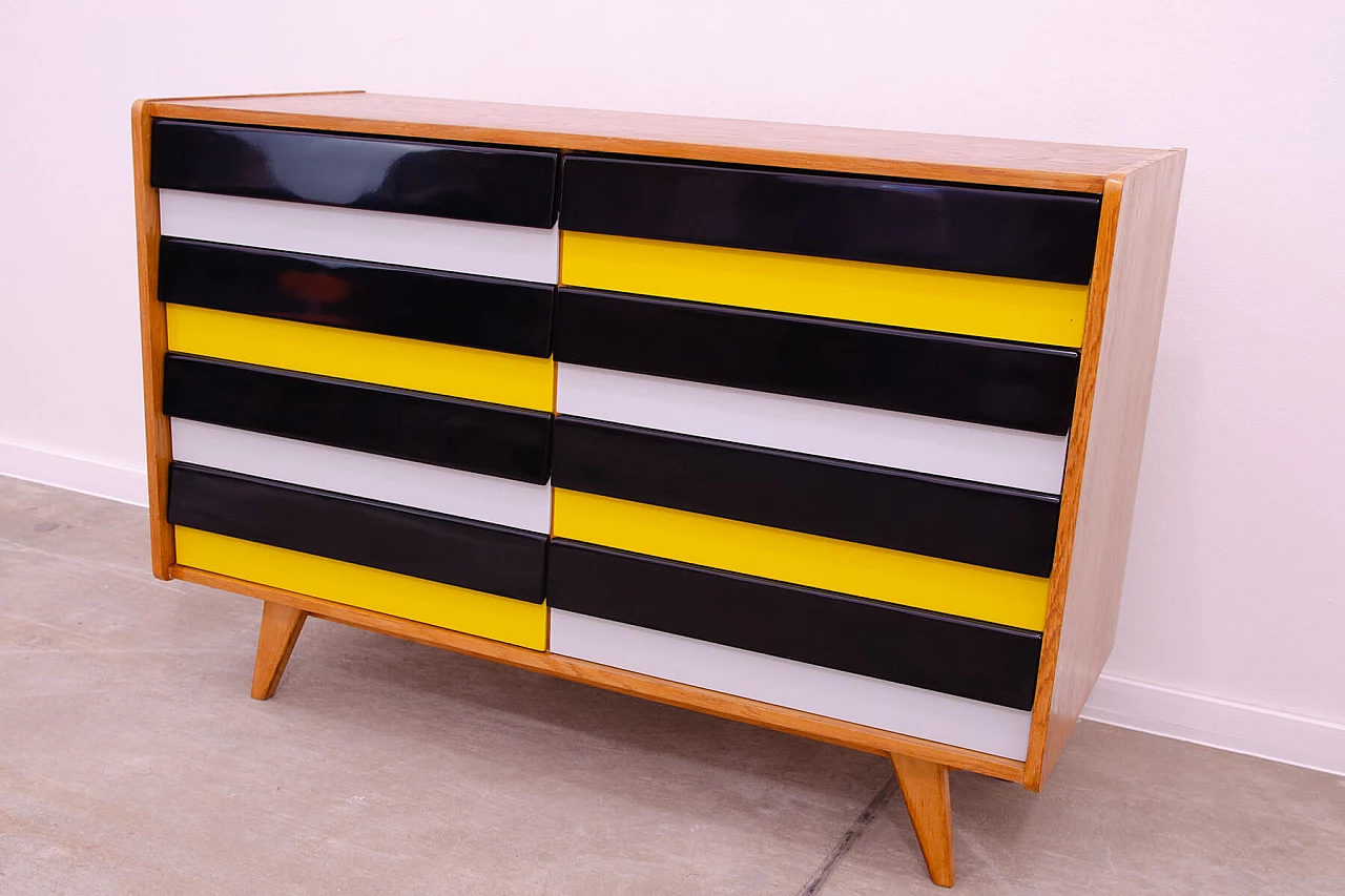 U-458 beech and plywood chest of drawers by Jiri Jiroutek for Interier Praha, 1960s 10