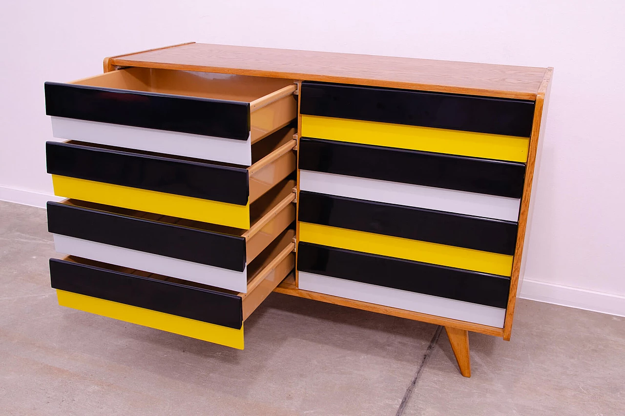 U-458 beech and plywood chest of drawers by Jiri Jiroutek for Interier Praha, 1960s 16