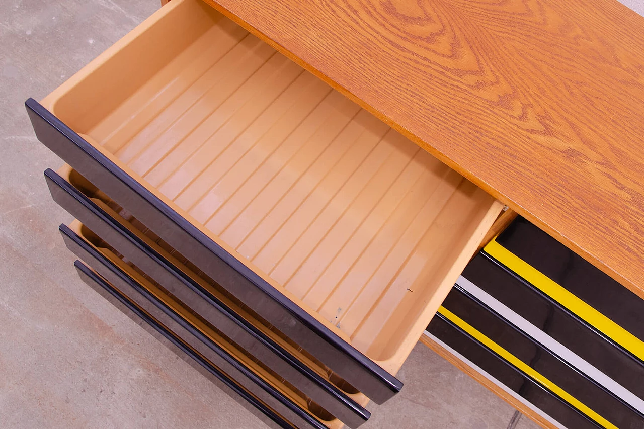 Cassettiera U-458 in faggio e compensato di Jiri Jiroutek per Interier Praha, anni '60 17