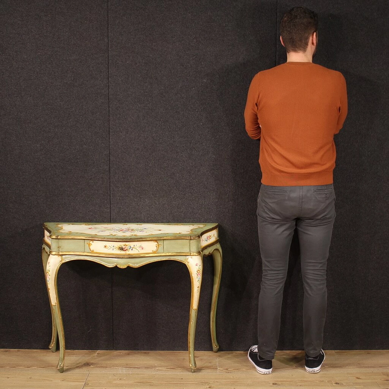 Consolle veneziana in legno laccato, dorato e dipinto, anni '70 2